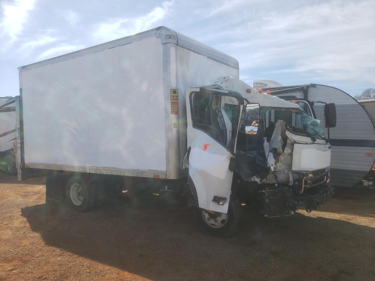 2019 ISUZU NPR
