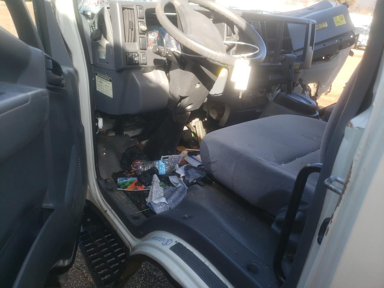 2019 ISUZU NPR