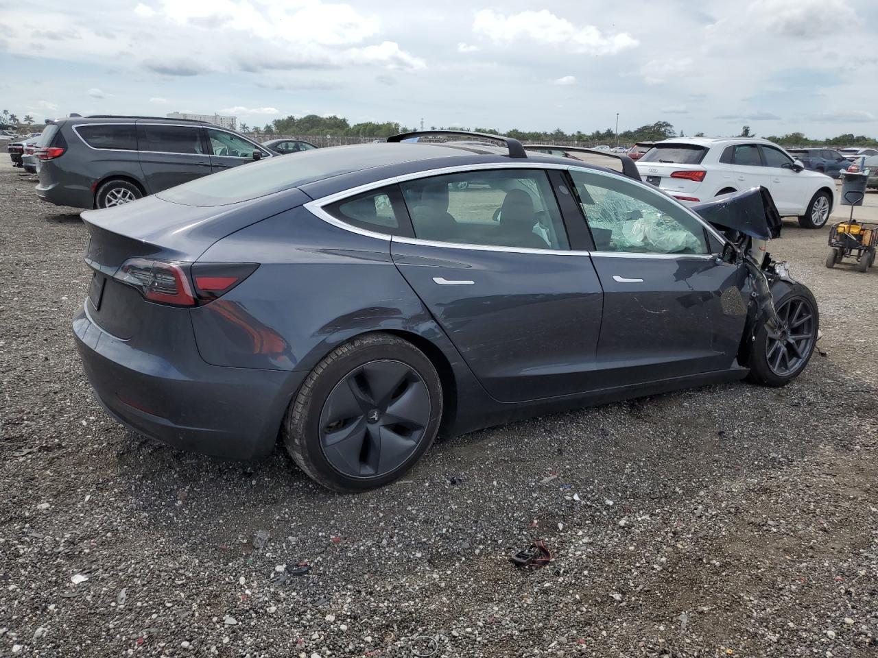 2020 TESLA MODEL 3