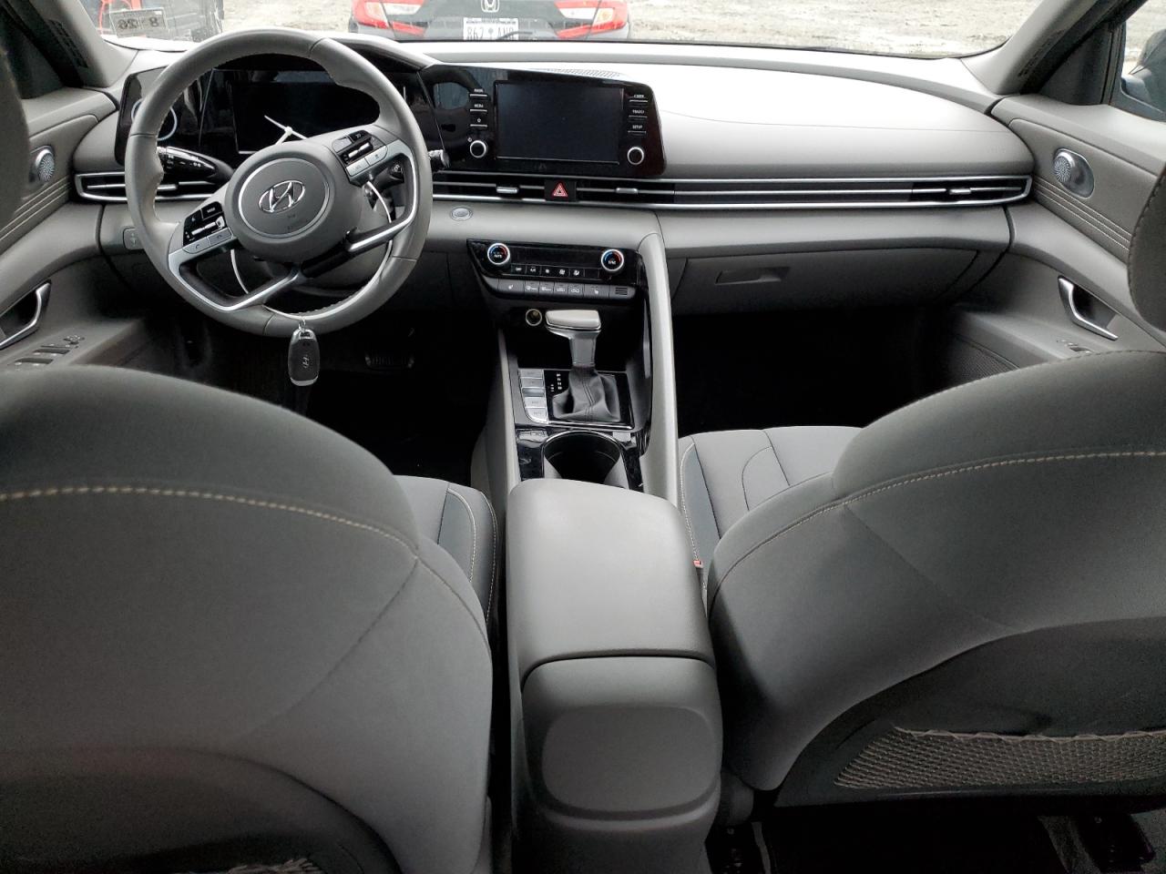 2022 HYUNDAI ELANTRA