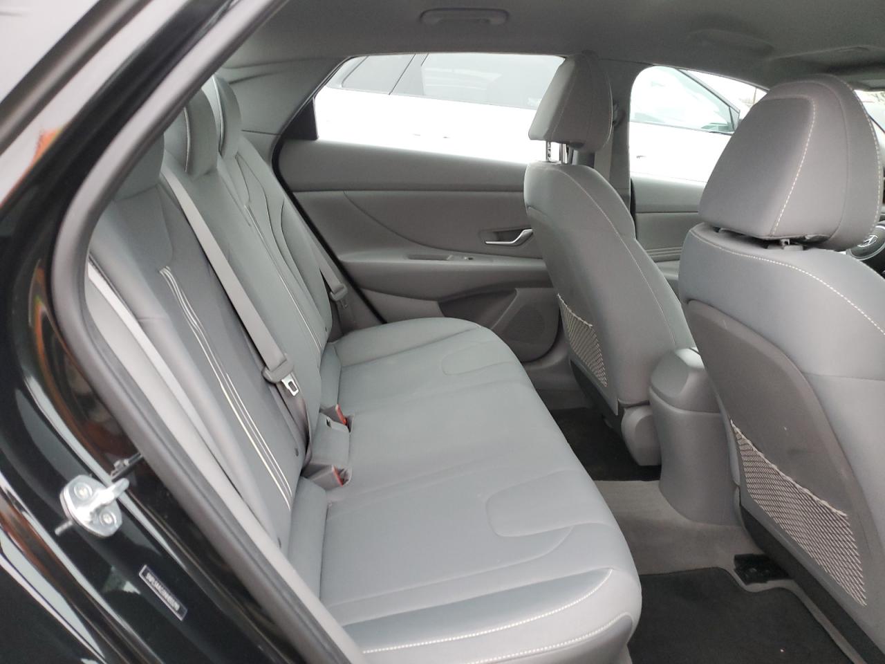 2022 HYUNDAI ELANTRA