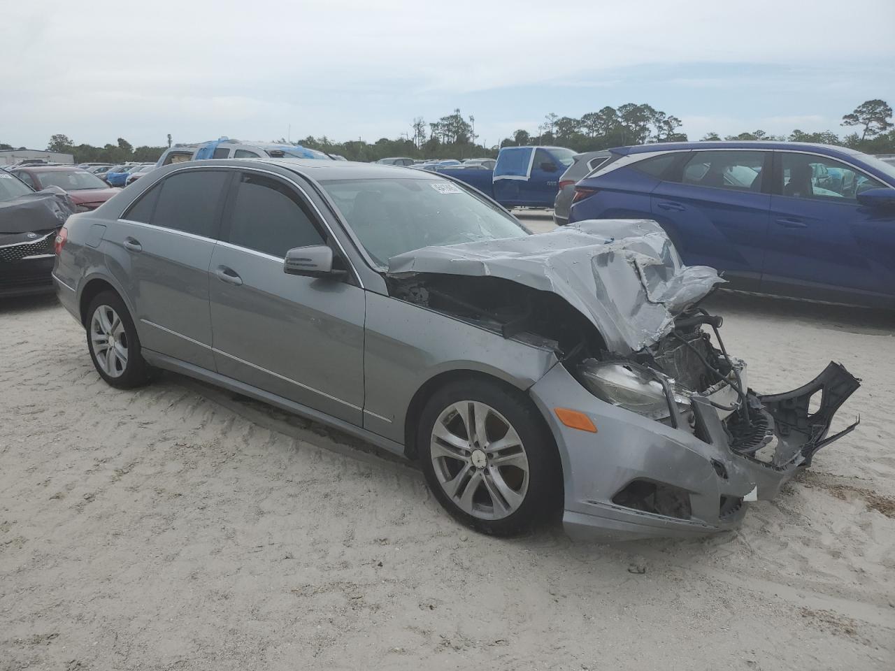 2010 MERCEDES-BENZ E-CLASS