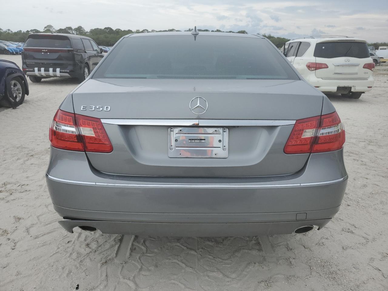 2010 MERCEDES-BENZ E-CLASS