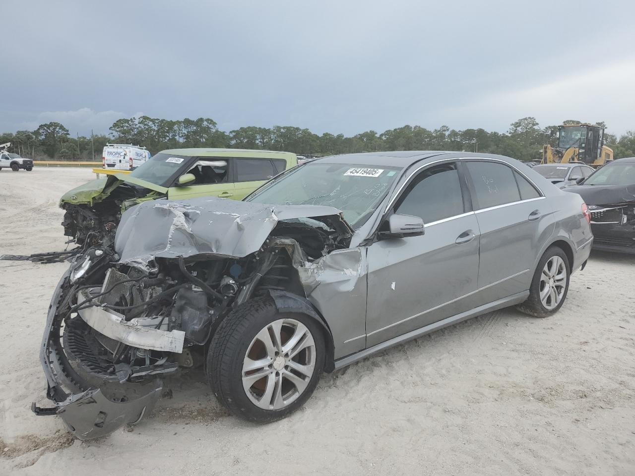 2010 MERCEDES-BENZ E-CLASS