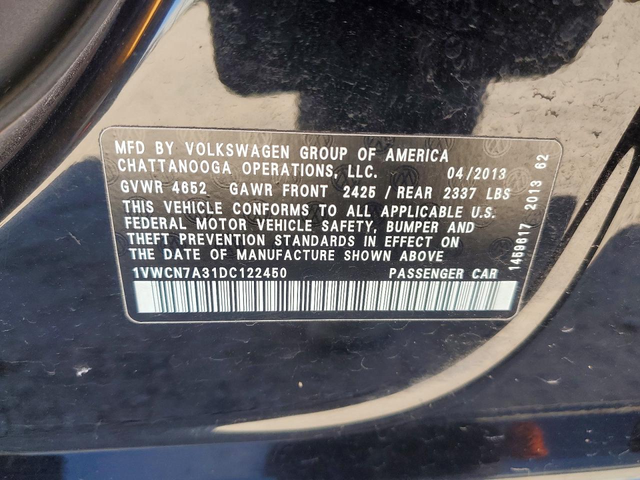 2013 VOLKSWAGEN PASSAT