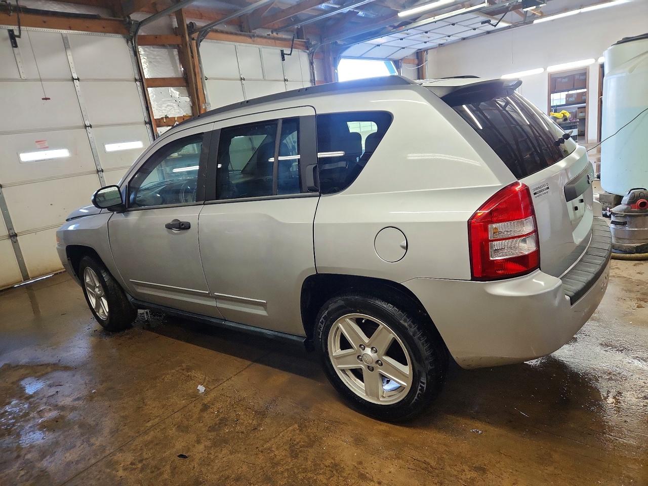2010 JEEP COMPASS