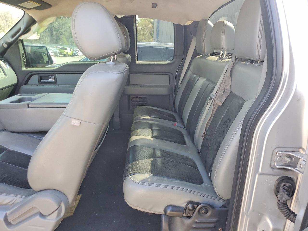 2012 FORD F150