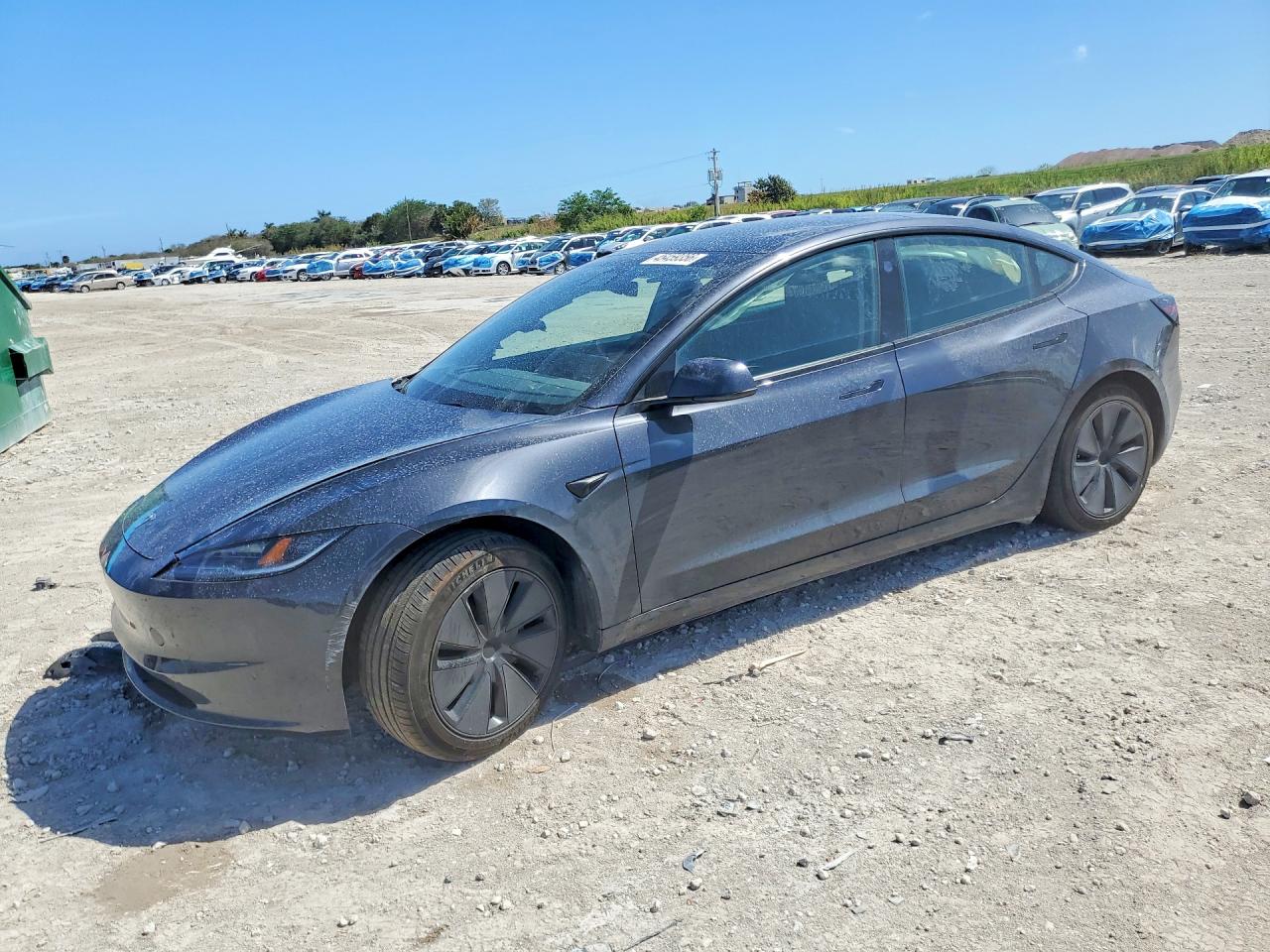 2025 TESLA MODEL 3