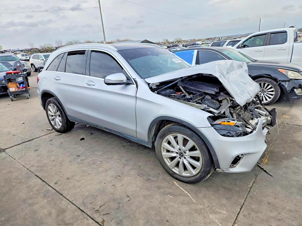 2020 MERCEDES-BENZ GLC-CLASS