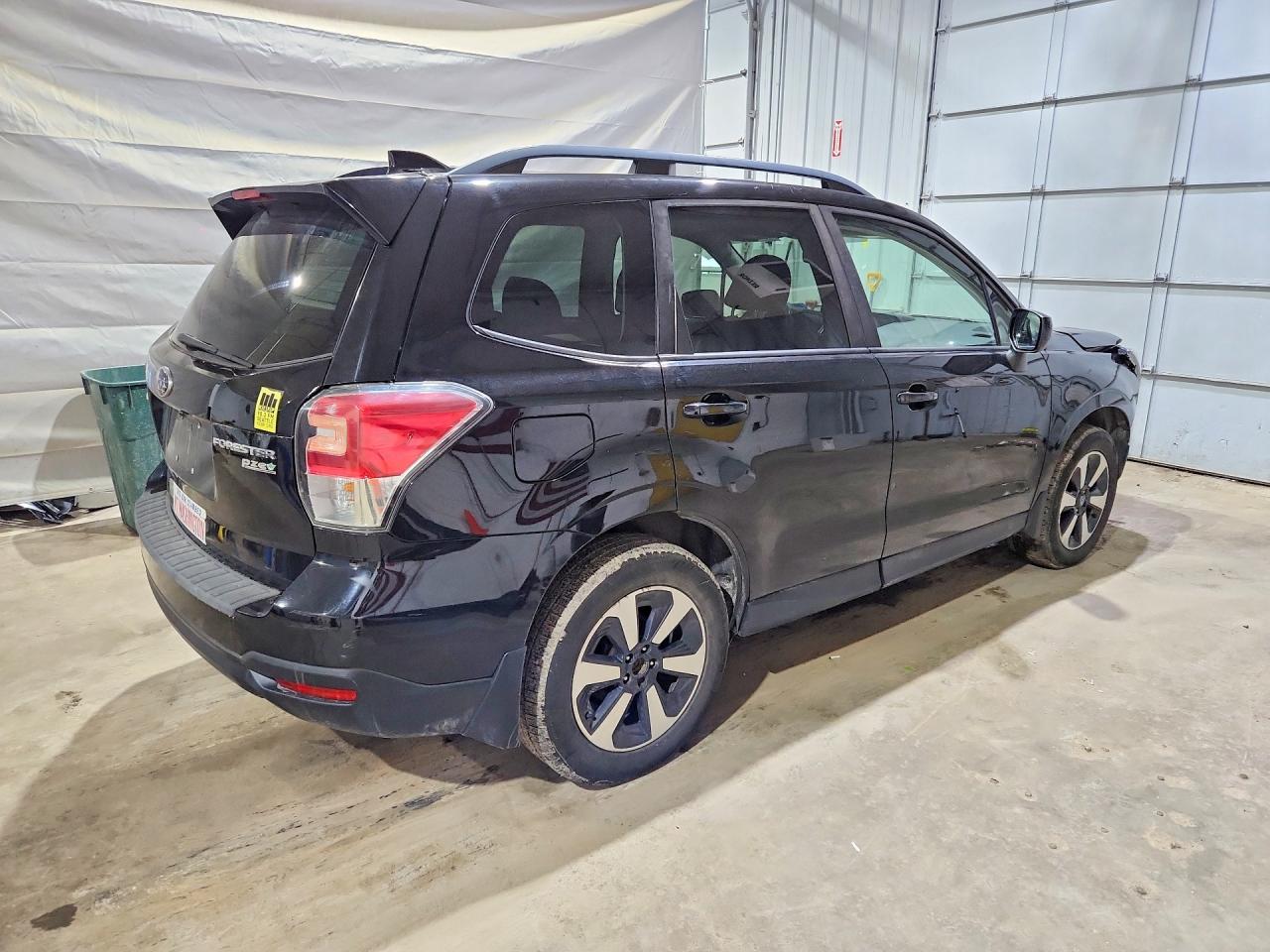 2017 SUBARU FORESTER