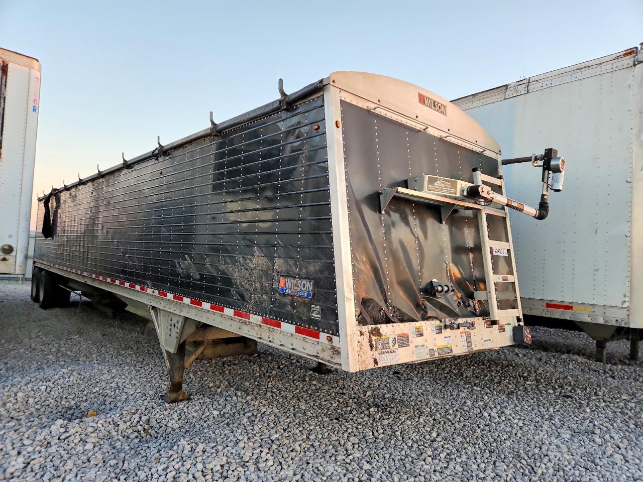2020 WILSON HOGTRAILER UNKNOWN