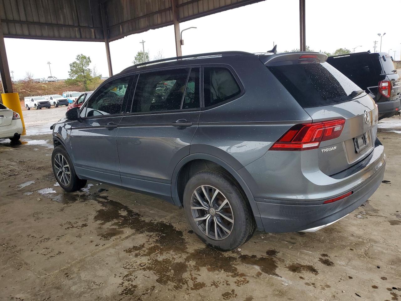 2021 VOLKSWAGEN TIGUAN
