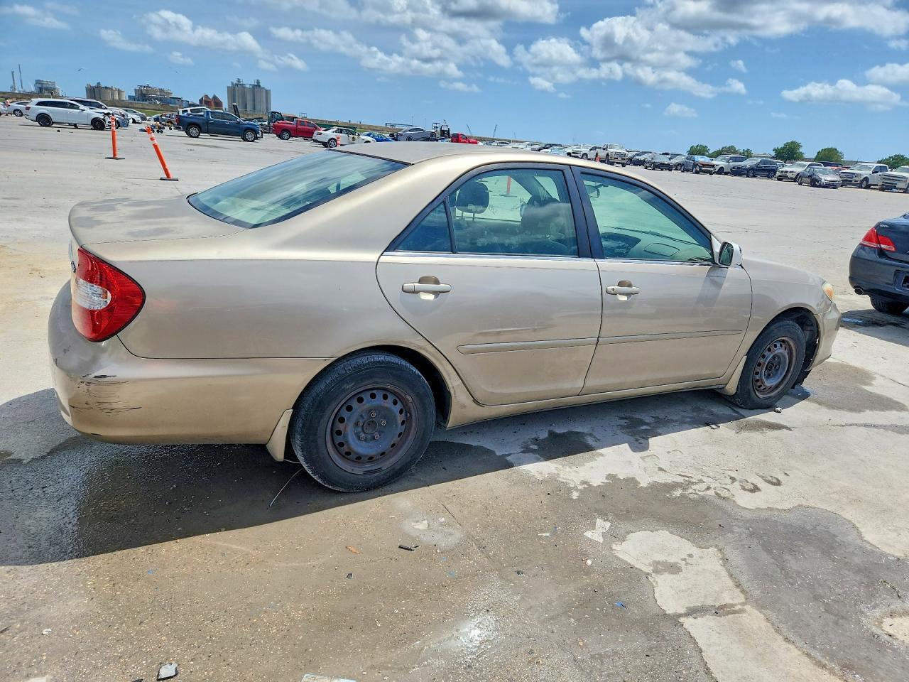 2002 TOYOTA CAMRY