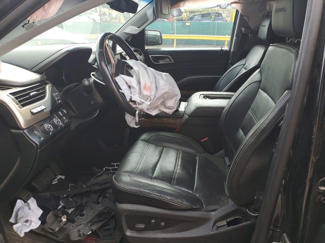 2016 GMC YUKON