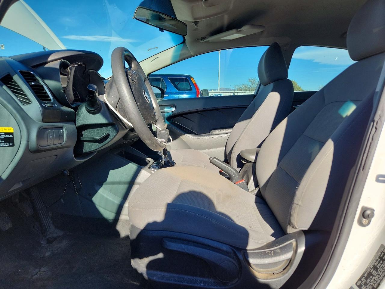 2017 KIA FORTE
