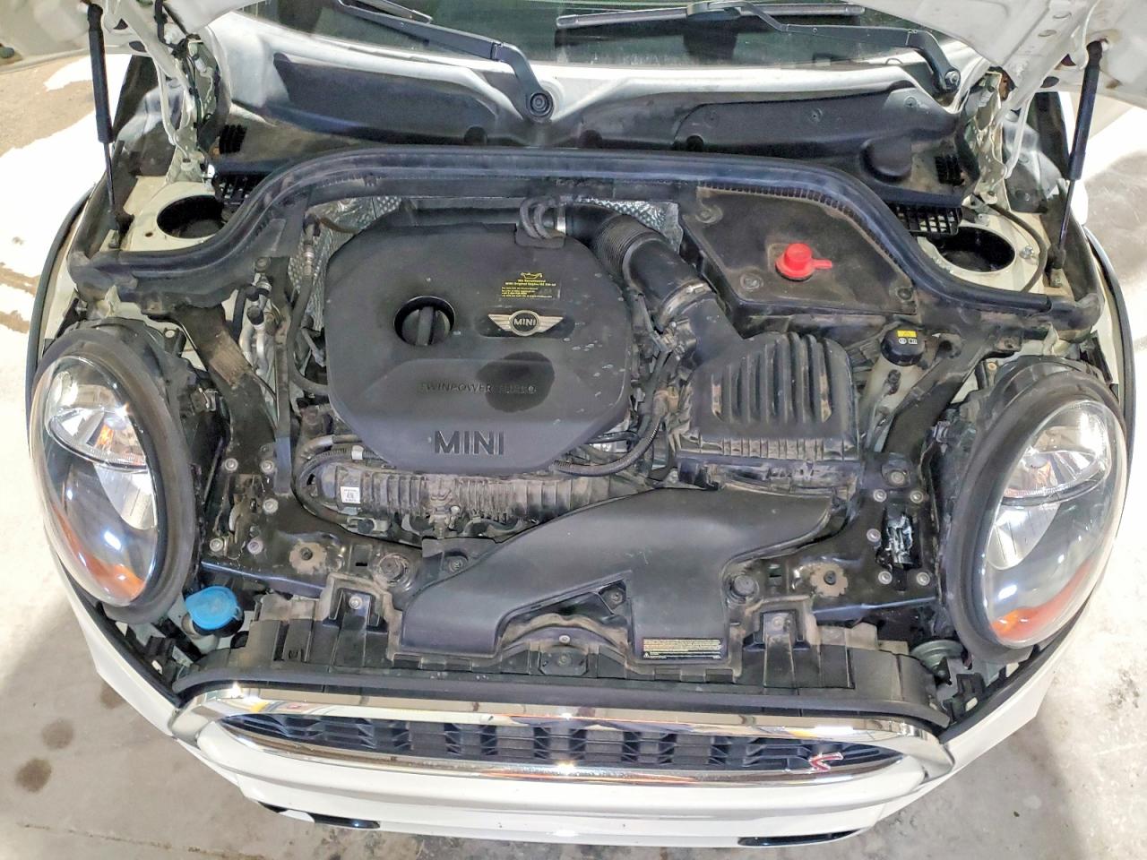 2015 MINI COOPER