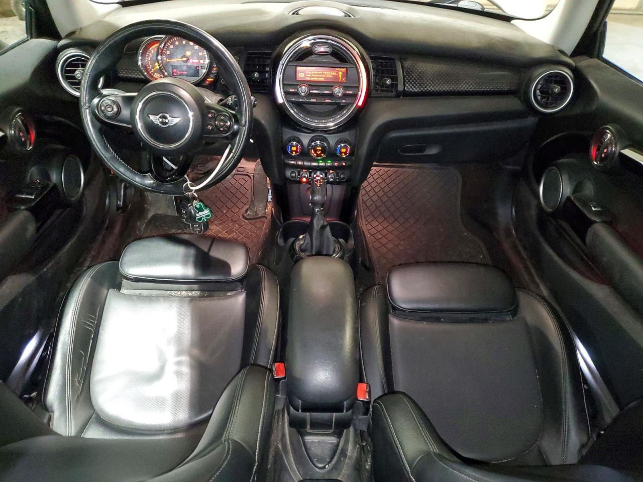 2015 MINI COOPER