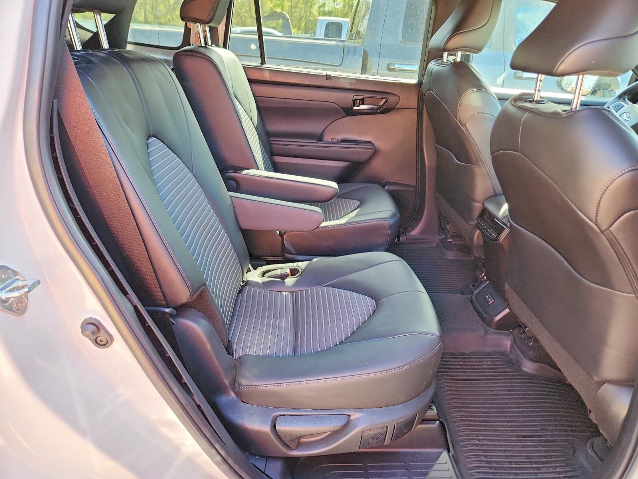 2024 TOYOTA HIGHLANDER