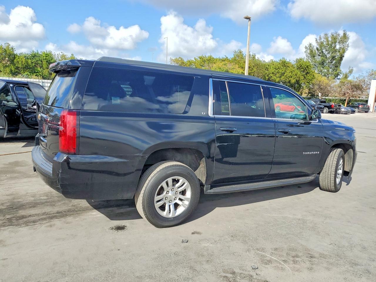 2019 CHEVROLET SUBURBAN