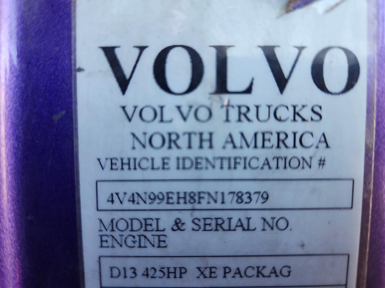 2015 VOLVO VN