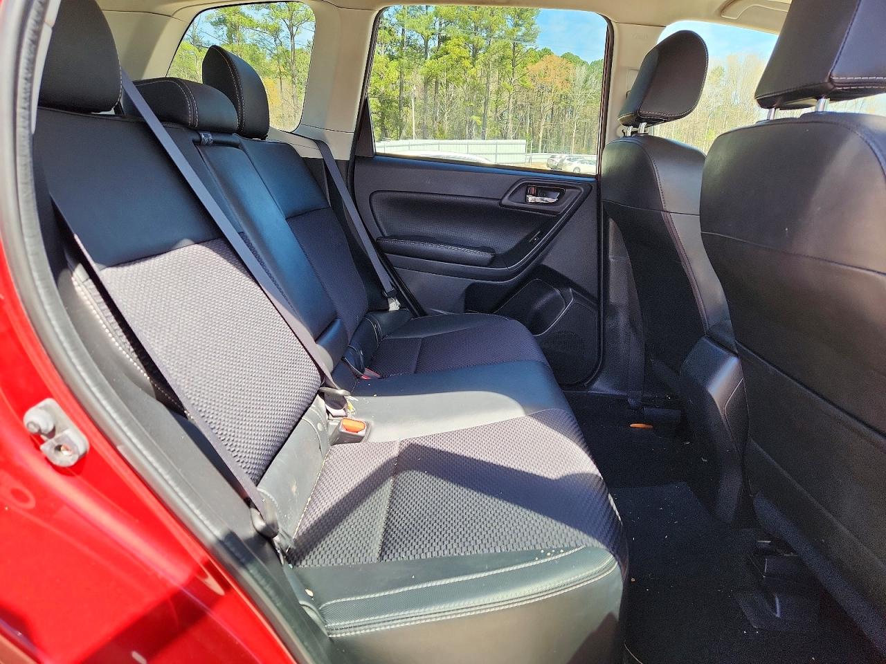 2017 SUBARU FORESTER