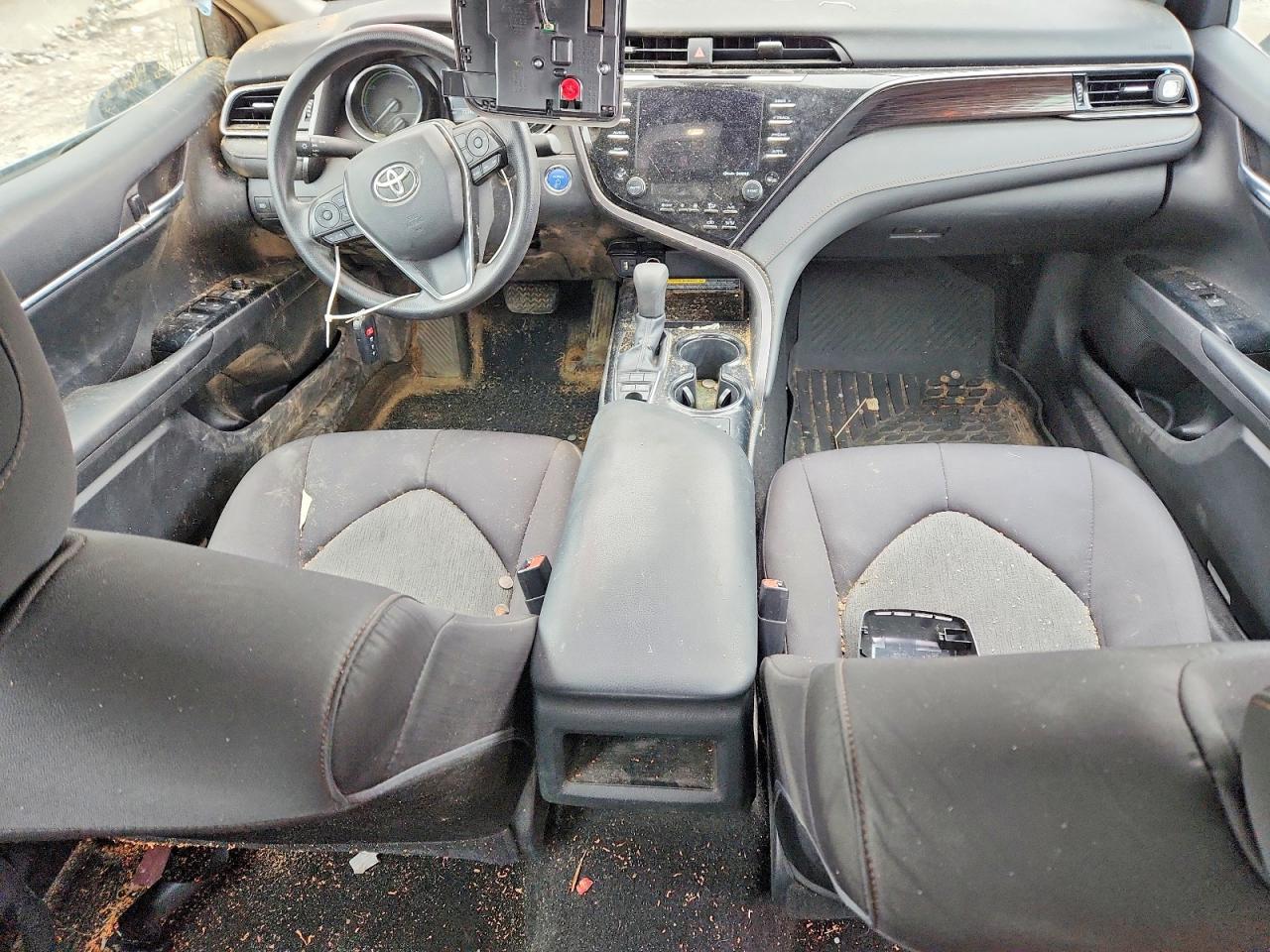 2019 TOYOTA CAMRY SOLA