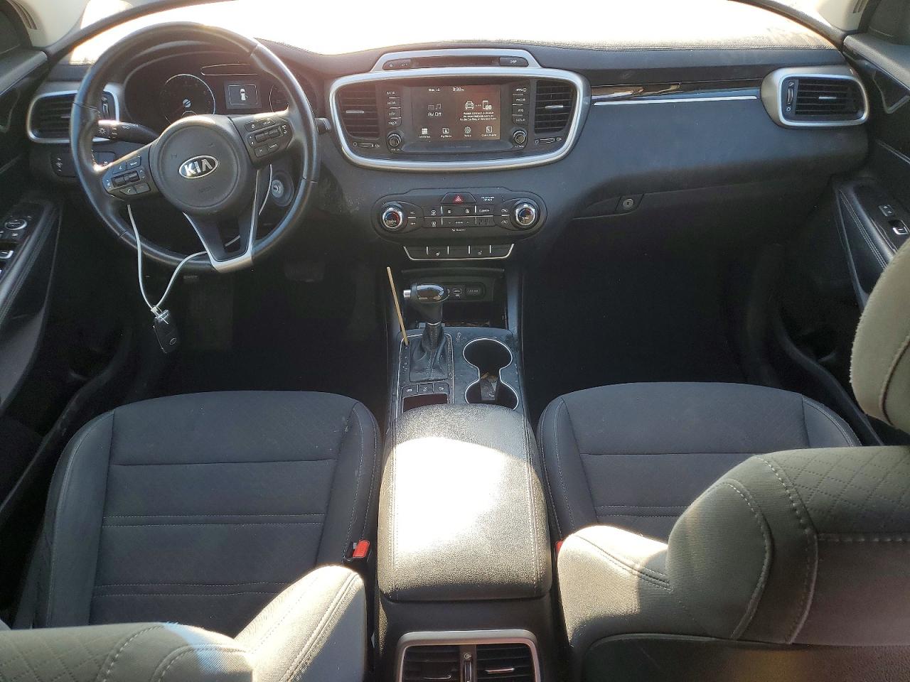 2017 KIA SORENTO