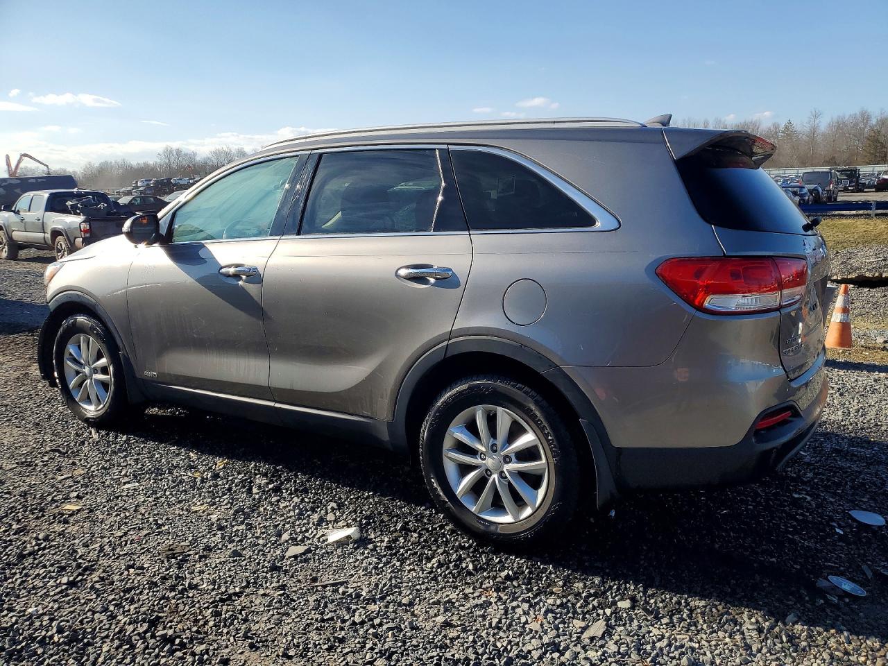 2017 KIA SORENTO