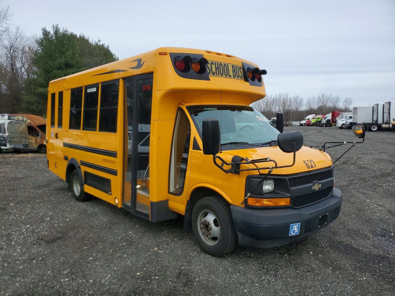 2017 CHEV EXPRESS