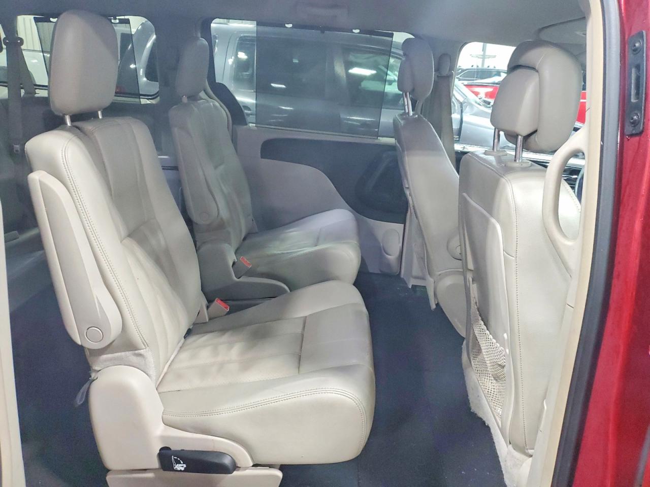 2012 CHRYSLER MINIVAN