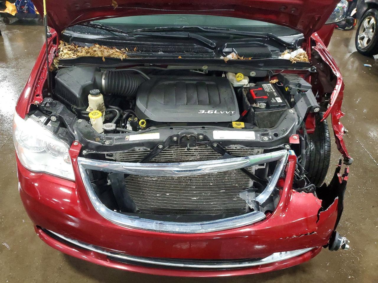 2012 CHRYSLER MINIVAN