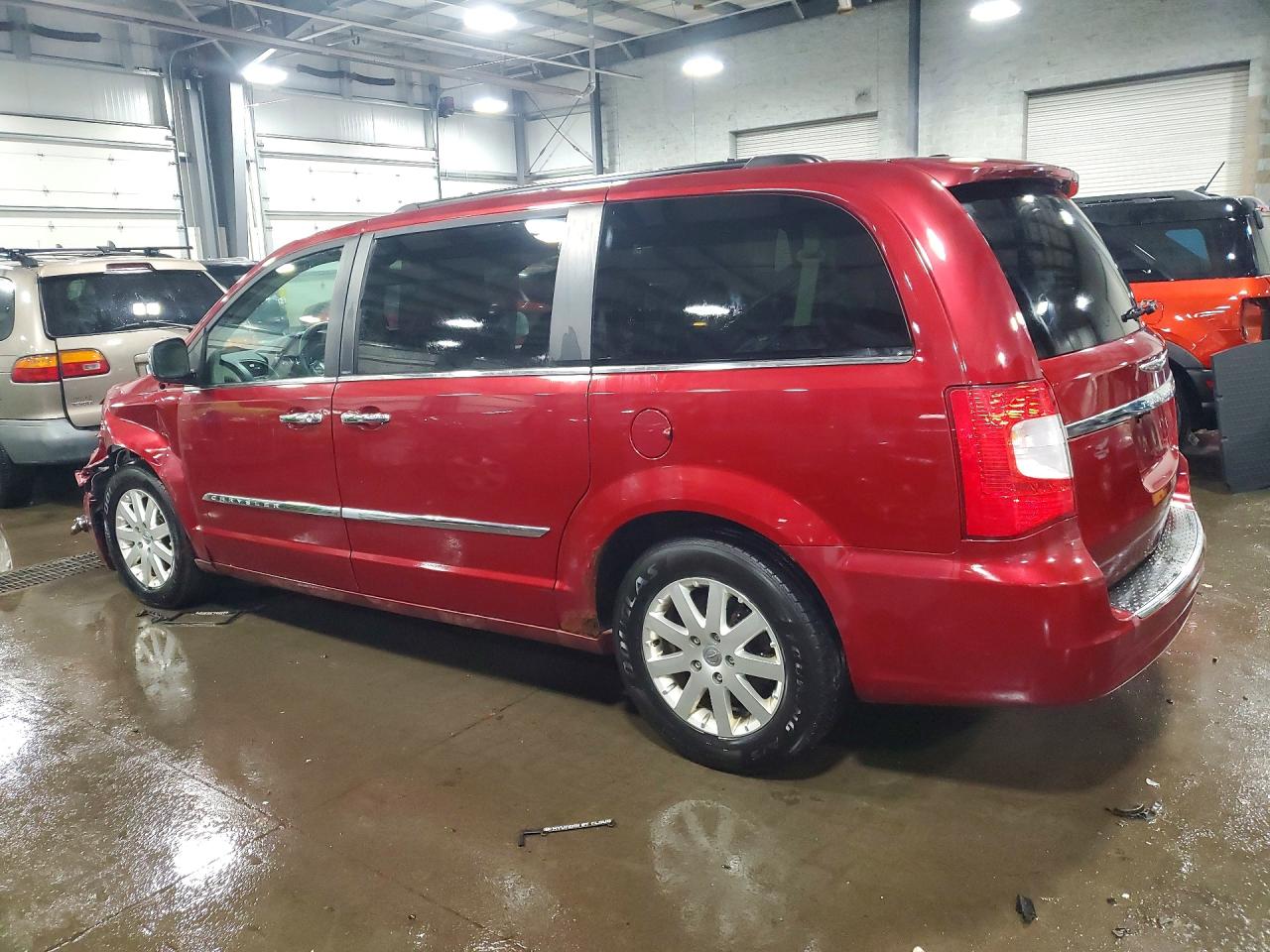 2012 CHRYSLER MINIVAN