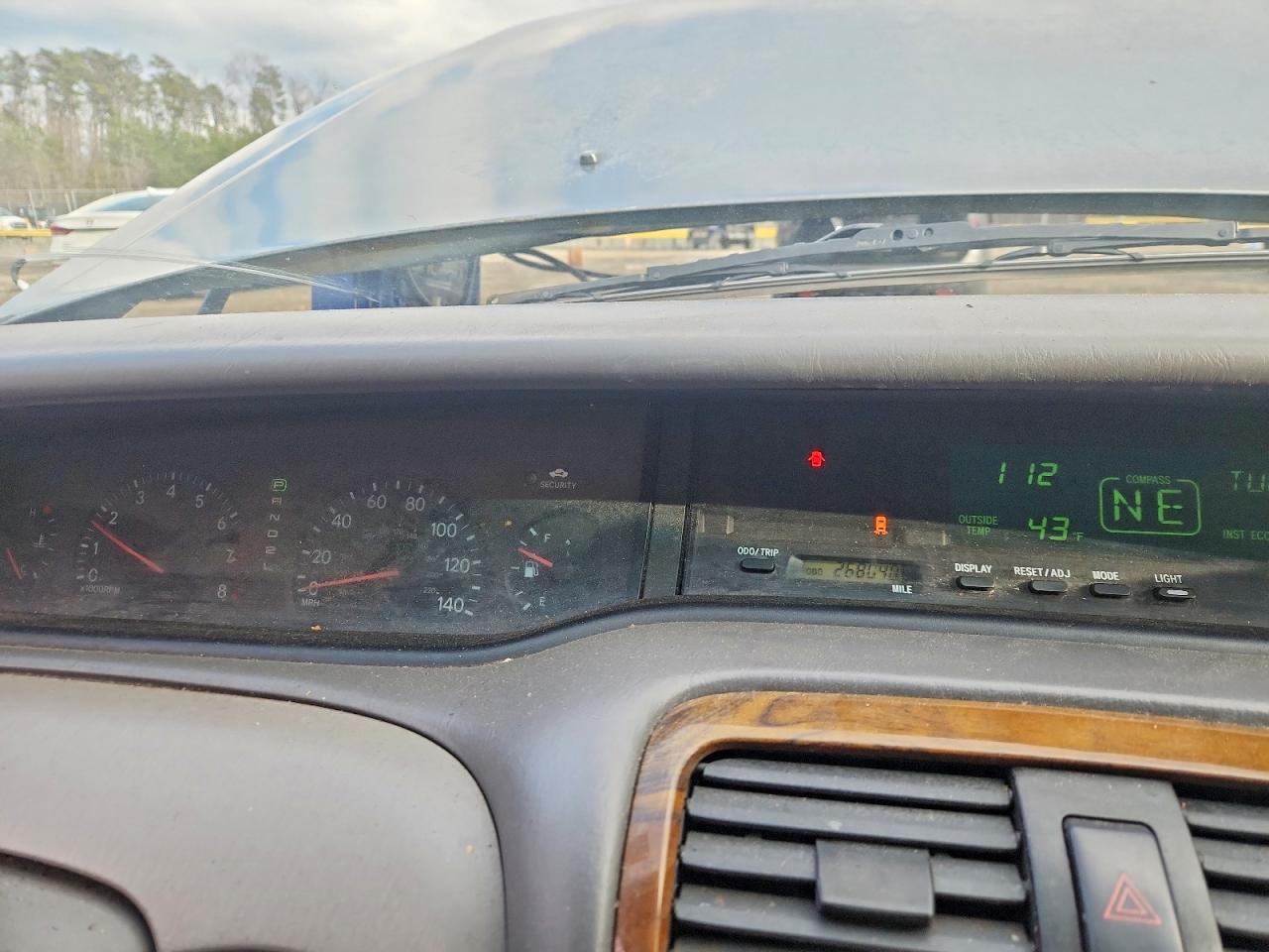 2004 TOYOTA AVALON