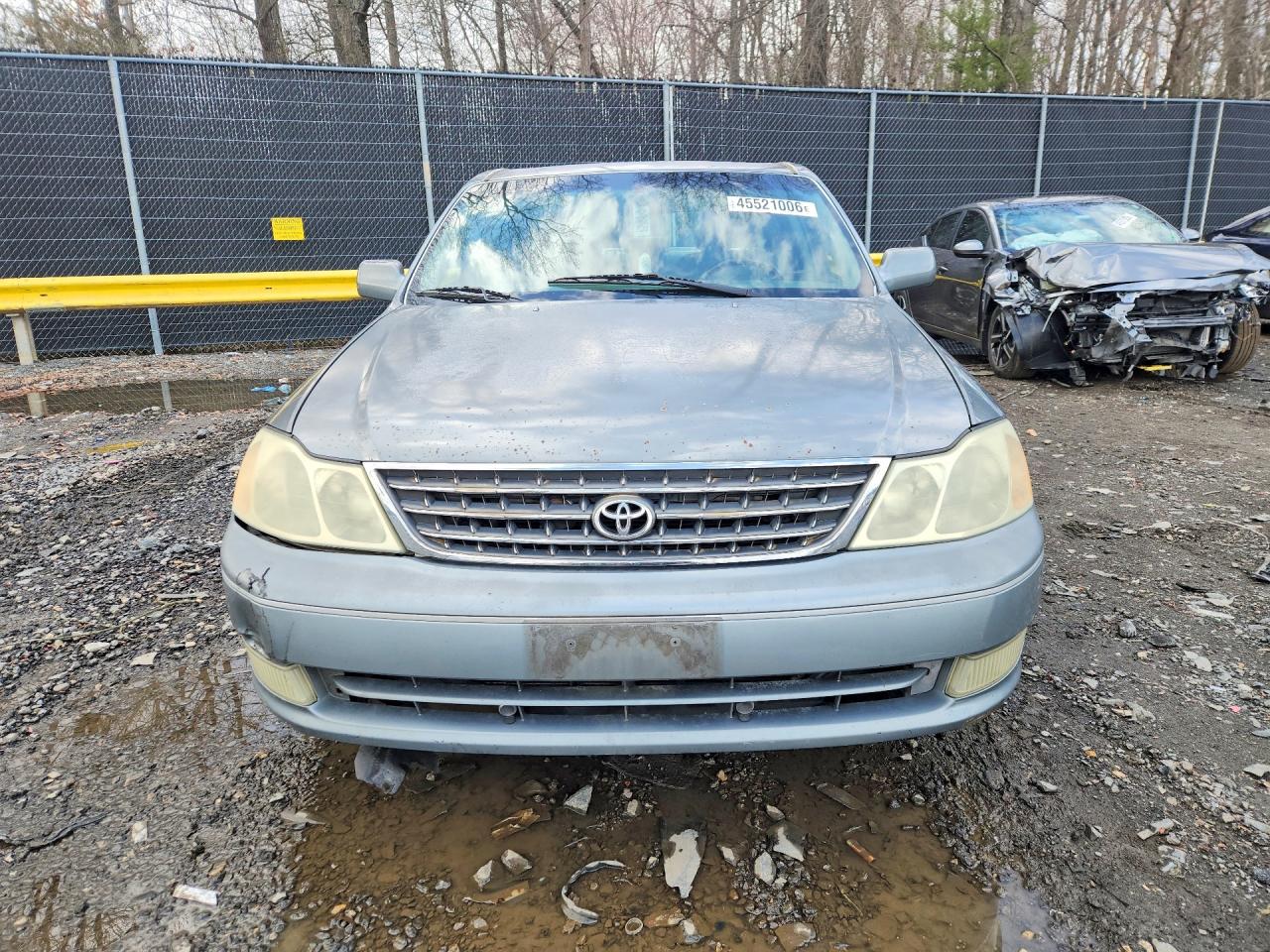2004 TOYOTA AVALON