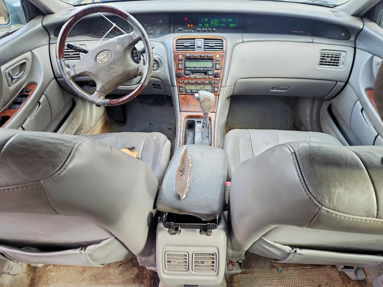 2004 TOYOTA AVALON