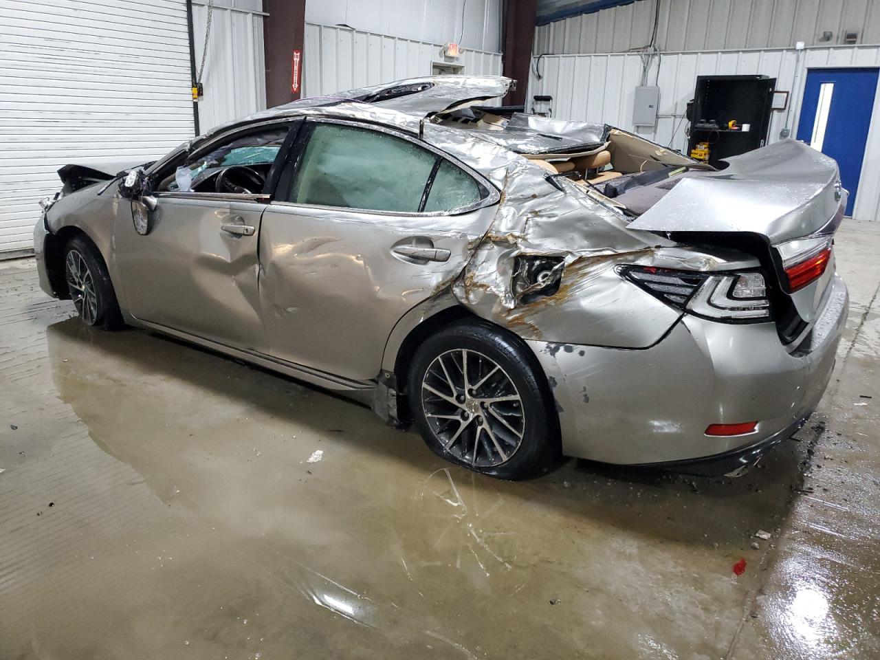 2016 LEXUS ES350