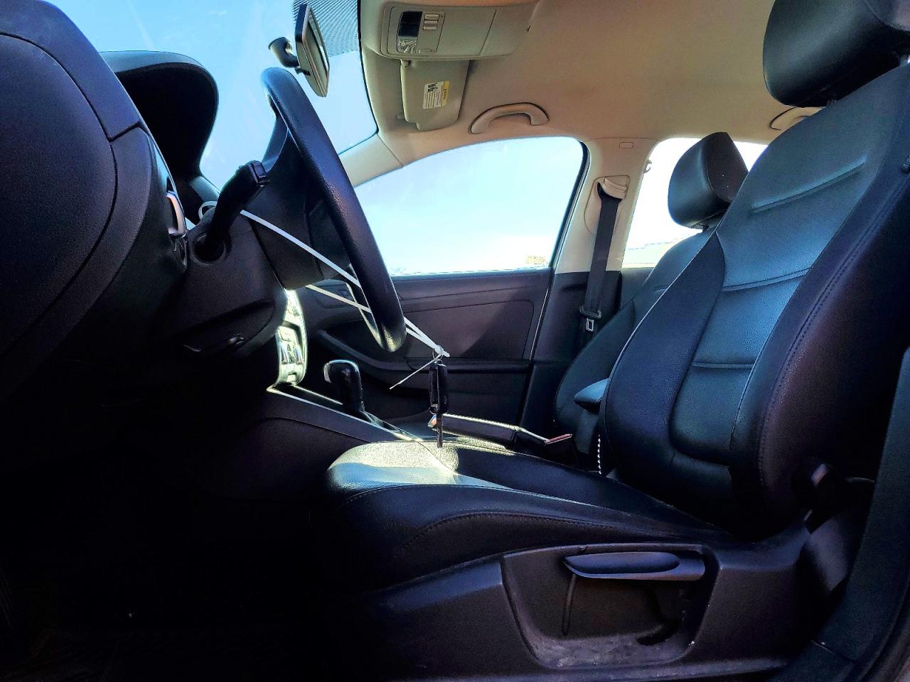 2012 VOLKSWAGEN JETTA