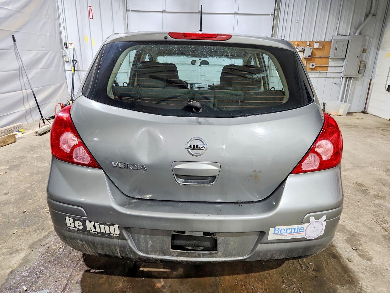 2012 NISSAN VERSA