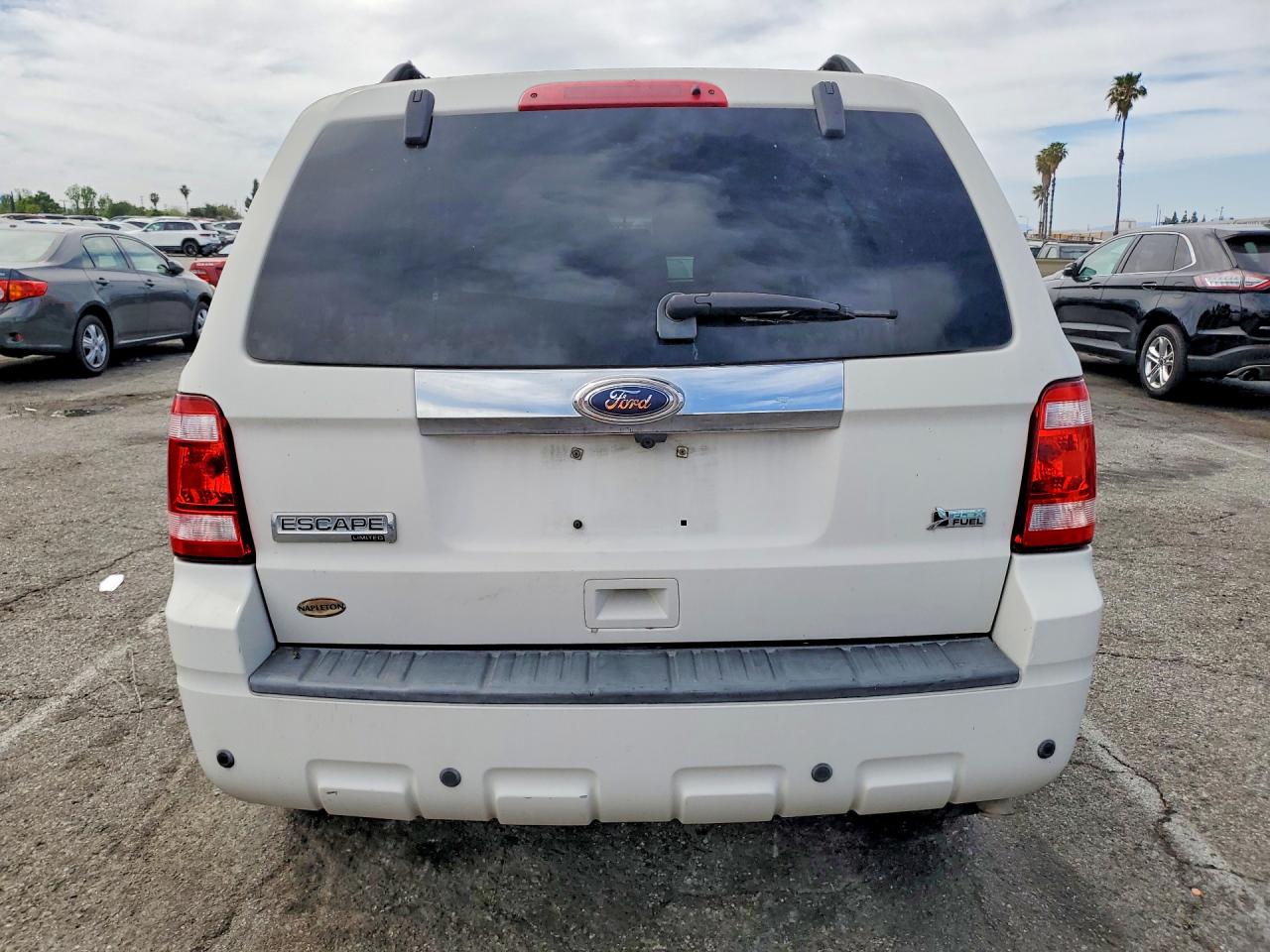 2010 FORD ESCAPE