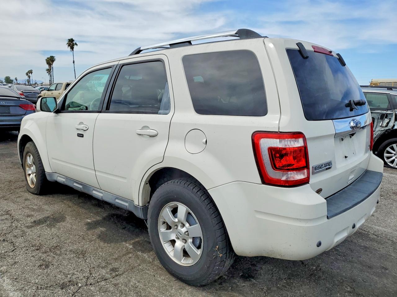 2010 FORD ESCAPE