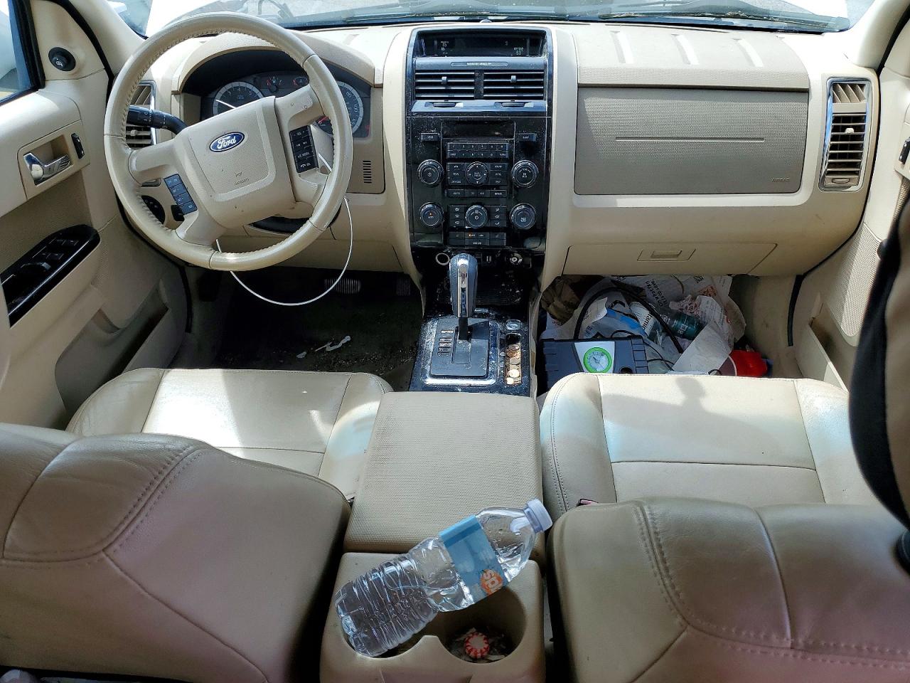 2010 FORD ESCAPE