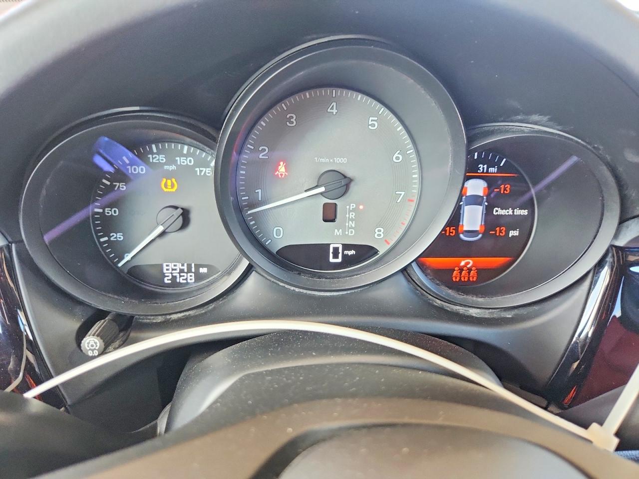2023 PORSCHE MACAN