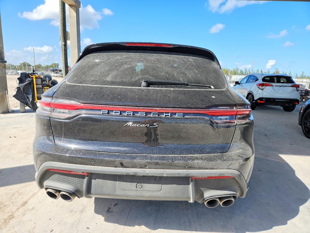 2023 PORSCHE MACAN