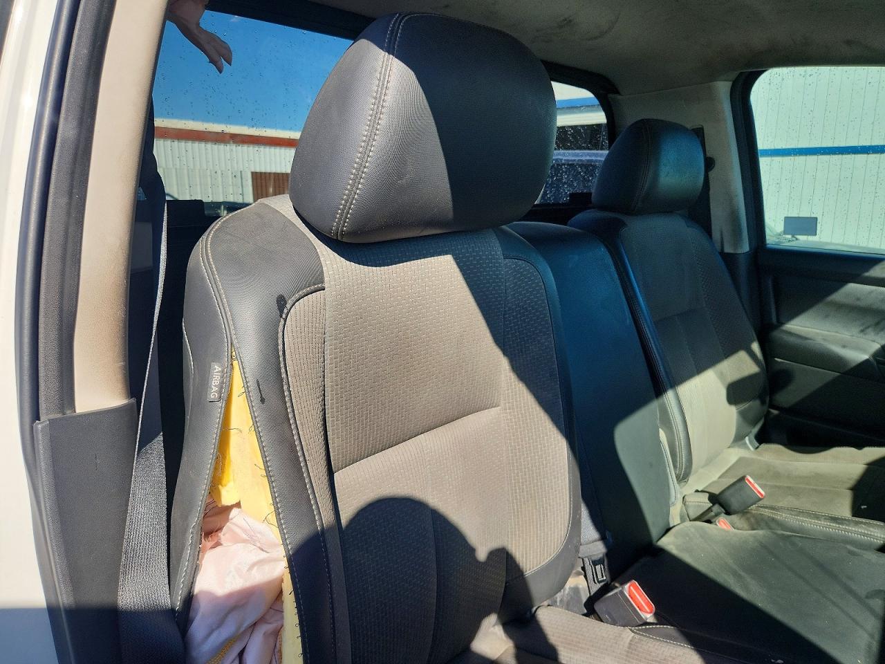 2017 NISSAN TITAN