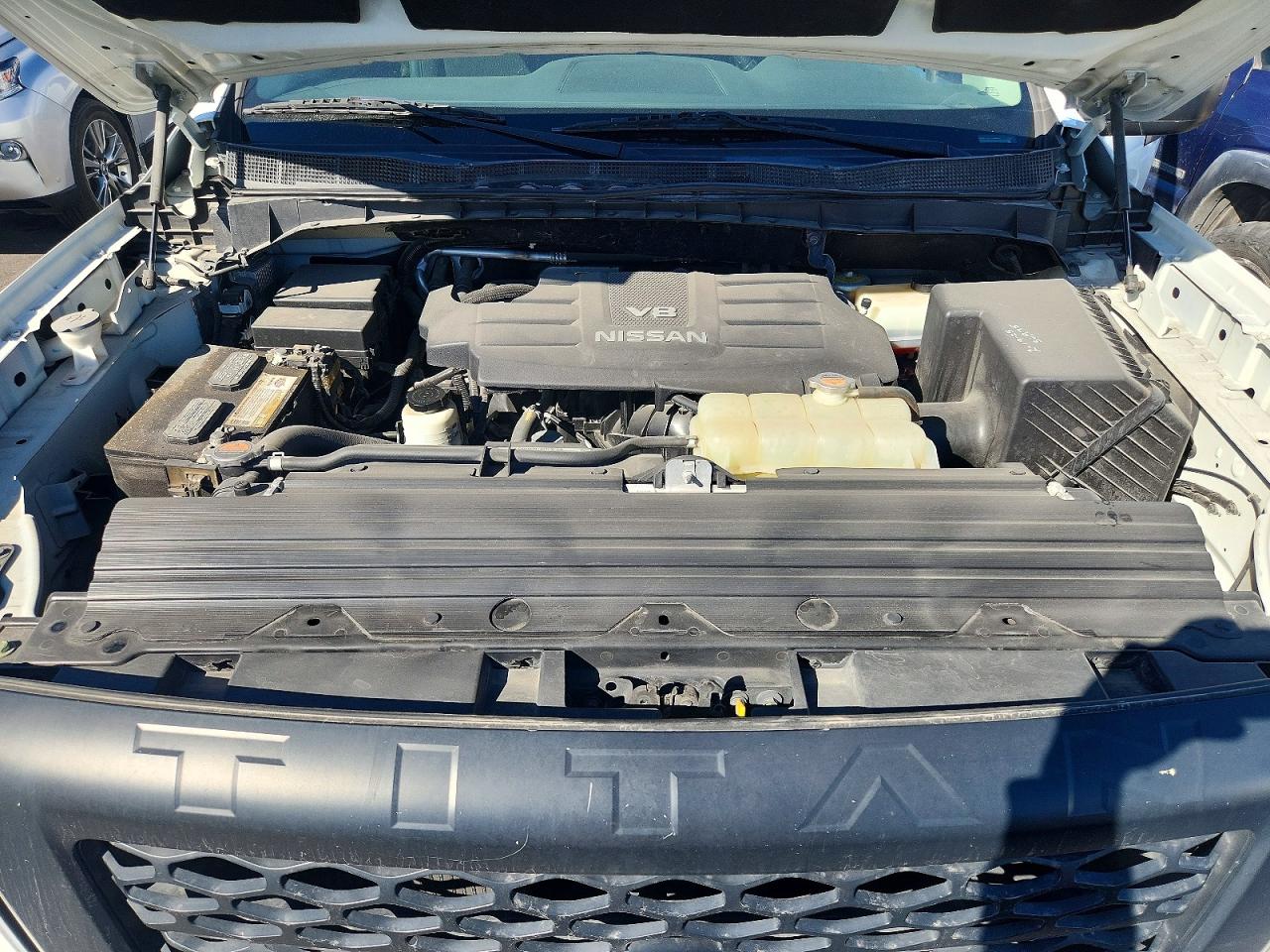 2017 NISSAN TITAN
