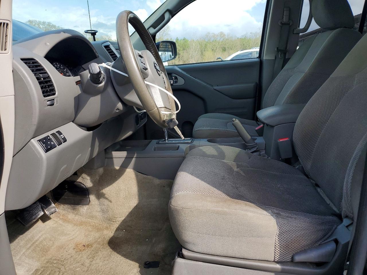 2016 NISSAN FRONTIER