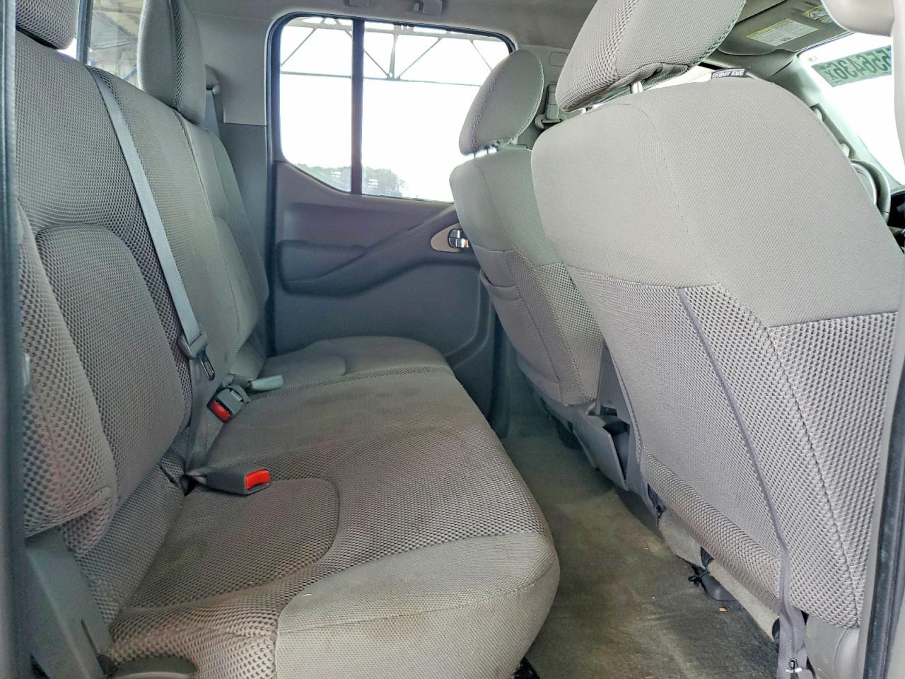 2016 NISSAN FRONTIER