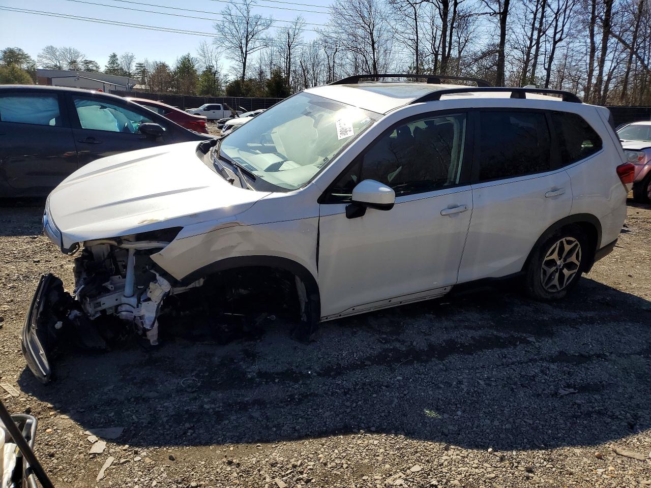 2021 SUBARU FORESTER