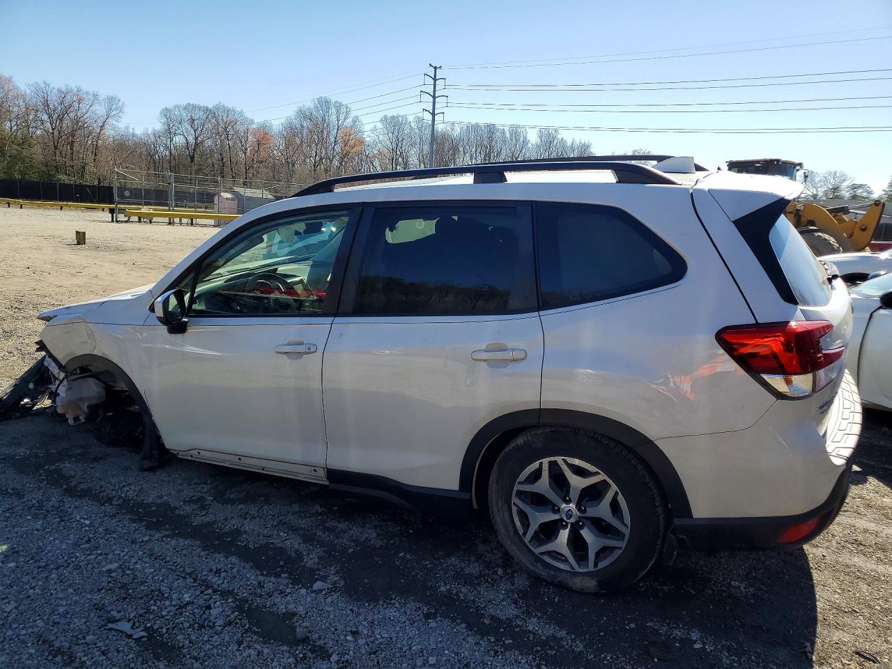 2021 SUBARU FORESTER
