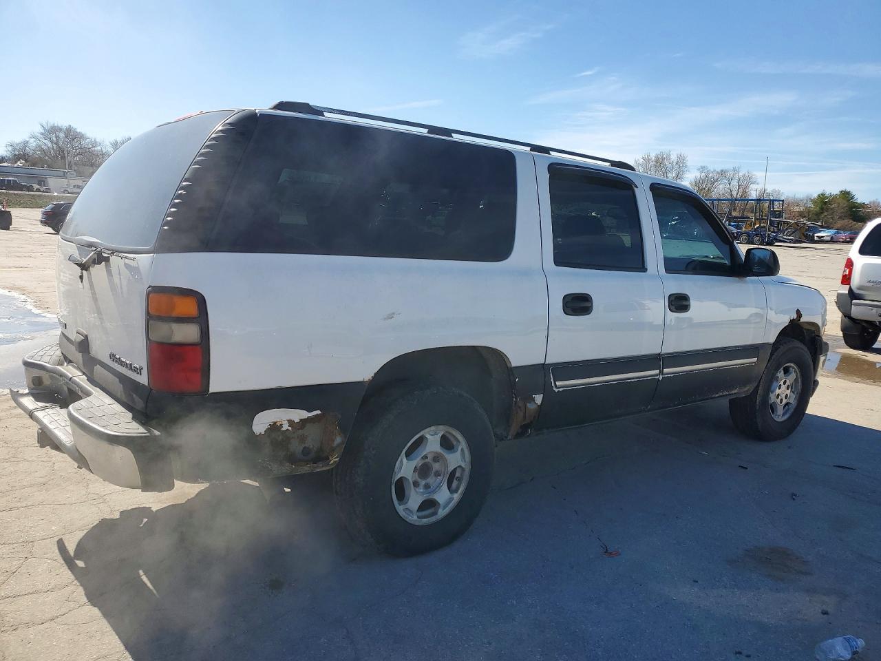 2004 CHEVROLET SUBURBAN